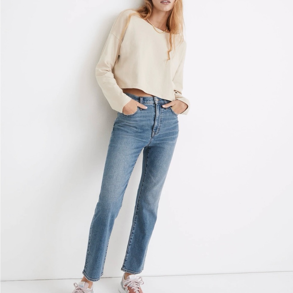 Petite Slim Demi-Boot Jeans in Enright Wash